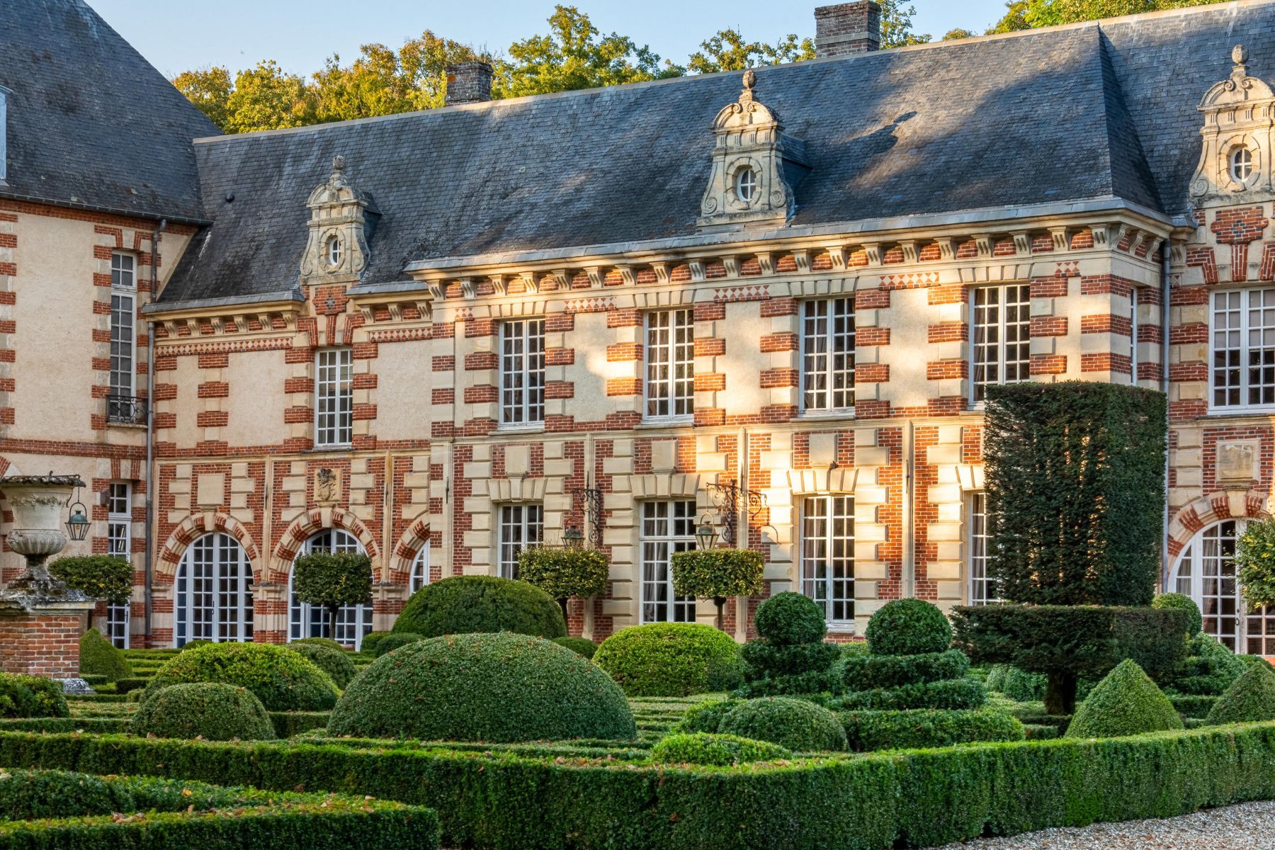 Chateau Lyons la Foret villa photo.